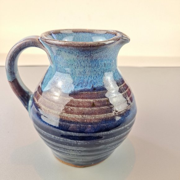 Windsor Vermont Artisan Pottery Creamer Signed - Picture 4 of 6